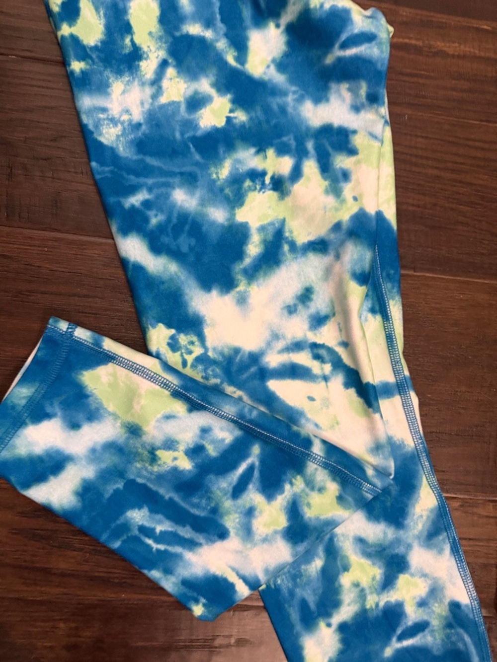 Wildfox Blue, Yellow & White Tie-Dye Leggings - Picture 3 of 12